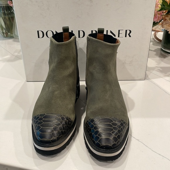 Donald Pliner Tinsley Wax Boot - Picture 2 of 6